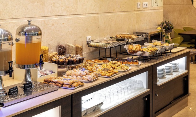 Sao Jorge de Arroios Hotel | America Diamonds Hotel