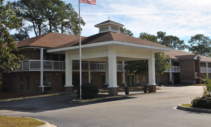 Polk Village Hotel | America's Best Inn and Suites Beaufort