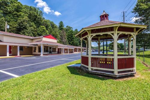 Franklin Hotel | Americas Best Value Inn Franklin