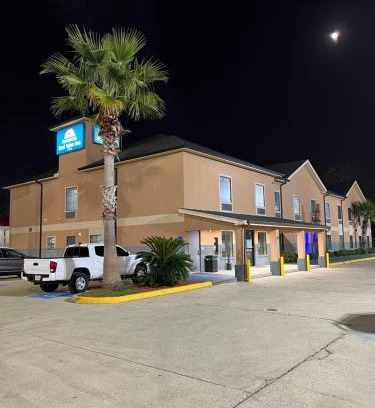 Sulphur Hotel | Americas Best Value Inn Sulphur