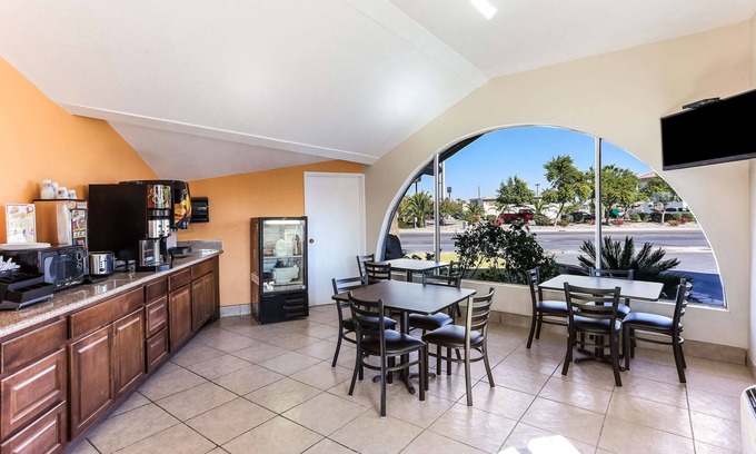 El Centro Hotel | Americas Best Value Inn & Suites El Centro