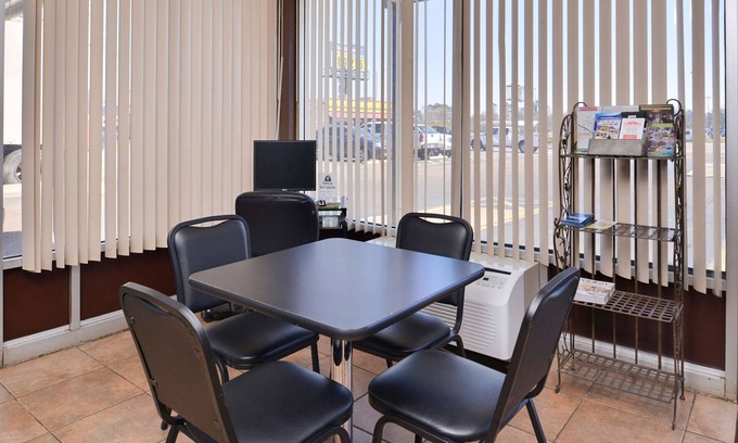 West Monroe Hotel | Americas Best Value Inn West Monroe
