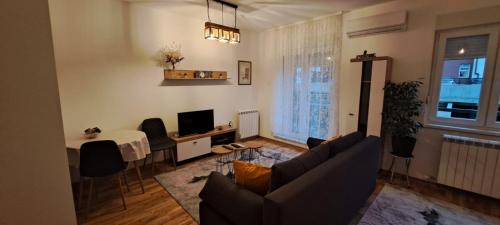 Zvezdara Apartamento | Amethyst