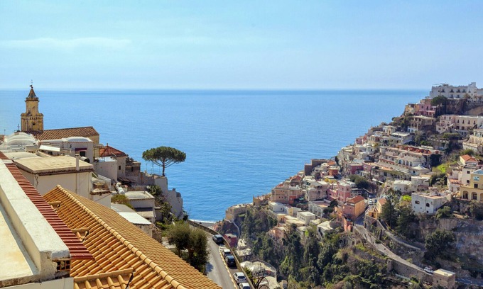 Liparlati Chalet De Esquí | AMORE RENTALS - Casa Cristallo with private Terrace and Sea View