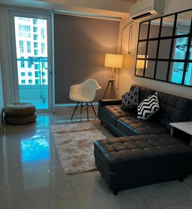 Pio del Pilar Apartamento | Amorsolo Tower Makati