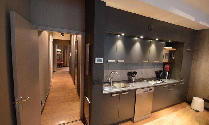 Liege Hotel | Amosa Liège City Centre Apart Donceel 6