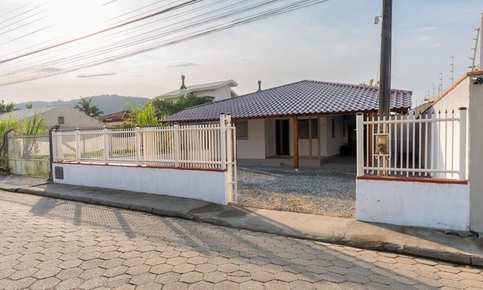 Gravata Casa | Ampla casa de veraneio excelente localização