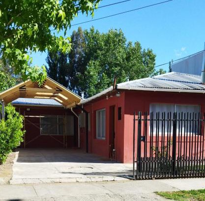Santa Cruz Casa | Amplio alojamiento vacacional ubicado a 500 metros de la plaza y a 5 minutos de la ruta del vino