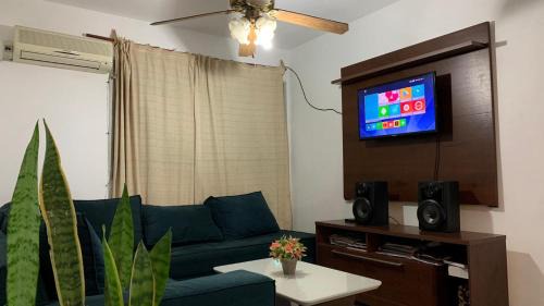 Salto Apartamento | Amplio apartamento c/todos los servicios y garage