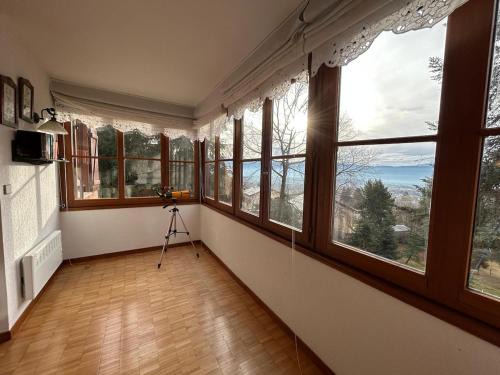Enveitg Apartamento | Amplio apartamento con gimnasio y piscina, ideal familias