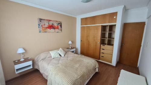 San Nicolás de los Arroyos Apartamento | Amplio Dpto centrico, 2 habitaciones para 4 personas