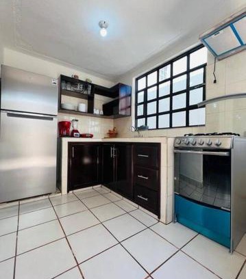 Barrio del Cerrillo Apartamento | Amplio Dpto. céntrico con cochera y terraza.