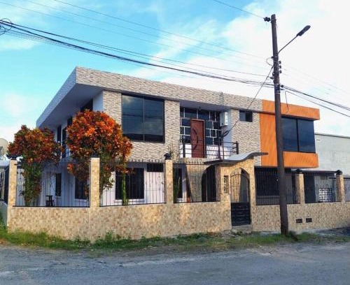 Ramonurcu Apartamento | Amplio y cómodo departamento en planta baja con garaje