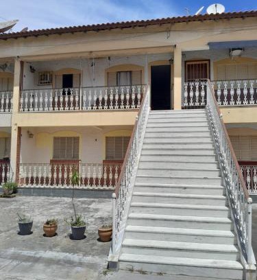 Araruama Apartamento | Amplo APT próximo a lagoa/centro