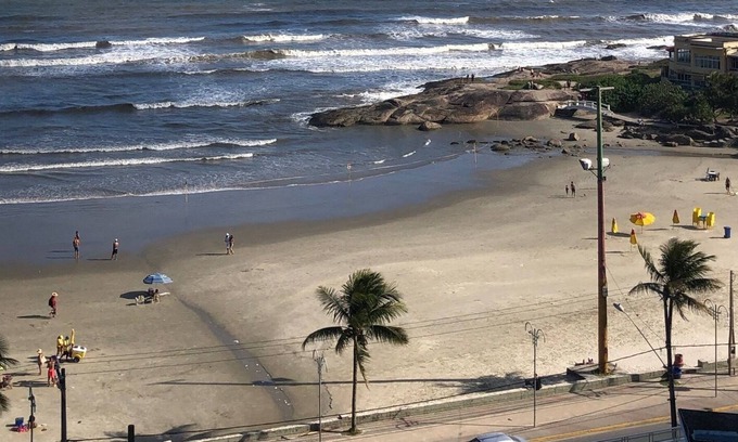 Praia dos Sonhos Apartamento | Amplo apto, frente para o mar com 2 garagens - Praia do Sonho