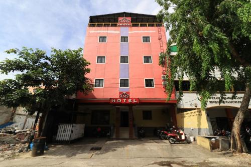 Tanjung Priok Hotel | AMS Hotel Koja