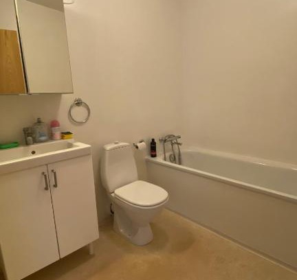 Breidholt Casa | An apartment in which a room is rented out Jörfabakki 109 Reykjavík