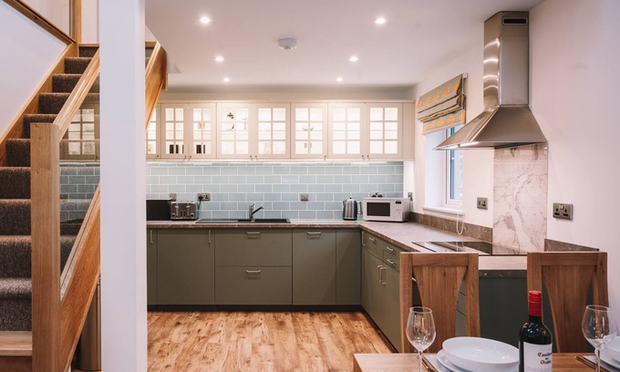 Dornie Casa | An Dòbhran - a spacious seaside luxury home