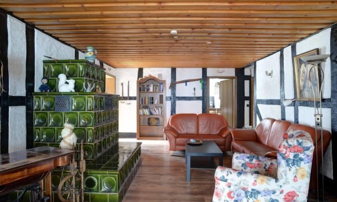 Hehlen Apartamento | An der Dorfkirche by Interhome
