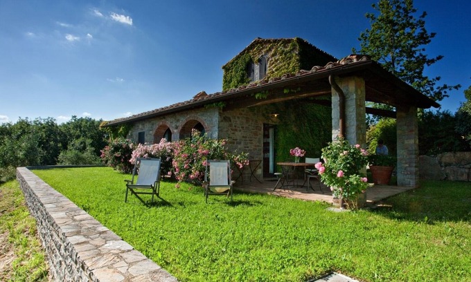 Montegrossi Villa | Una pequeña villa encantadora, ideal para dos personas, con una vista inigualable.