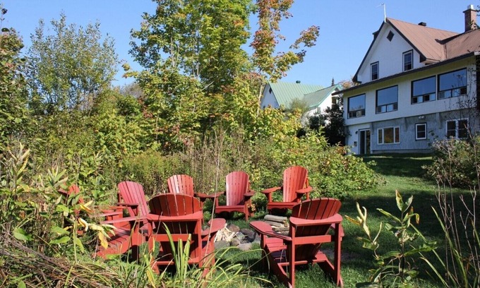 Les Pays-d'en-Haut Regional County Municipality Casa | Un Lugar Encantador en el Corazón de Laurentians Villa # 3