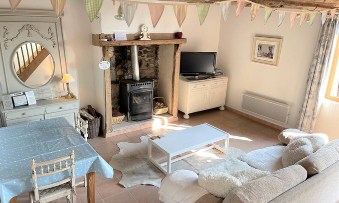 Barenton Cabaña | Una exquisita casa de vacaciones romántica, ideal para parejas. 10% de descuento en ferries Brittany