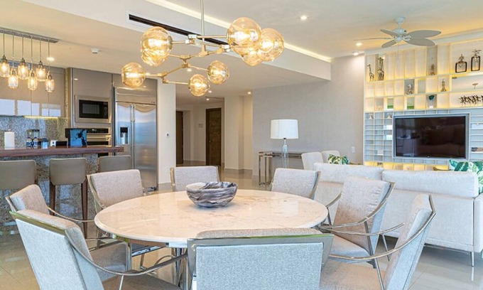 Punta Sam Complejo | An oceanview sanctuary, a fabulous suite with radiant exteriors