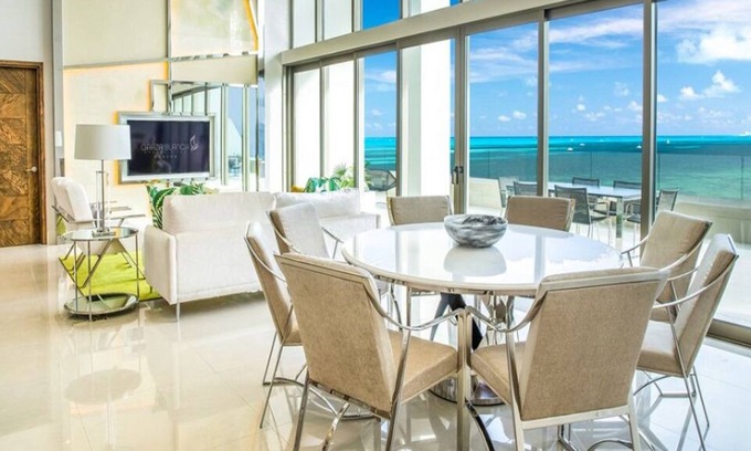 Punta Sam Complejo | An oceanview sanctuary, a fabulous suite with radiant exteriors