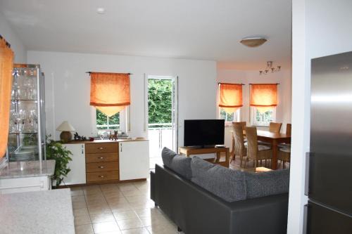 Bachem Apartamento | Ana