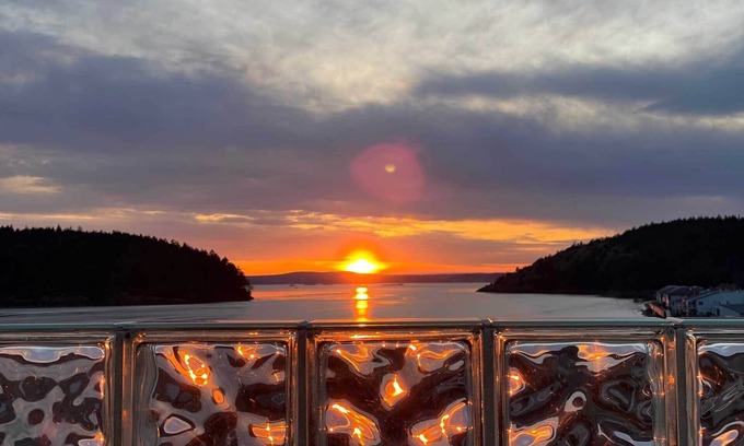 Anacortes Casa | Anacortes Paradise Vacation Rental w/ Water Views!