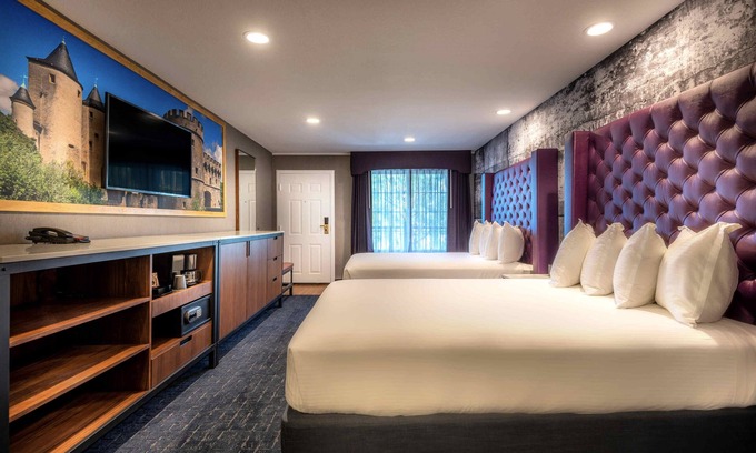 Anaheim Resort Hotel | Anaheim Camelot Inn & Suites