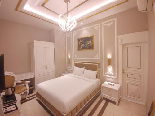Ghansoli Hotel | Anant Palace