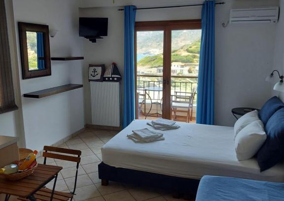 Evdilos Casa | Anarrousa Studios & Apartments