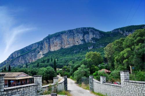 Doukades Apartamento | anastasios paleokastritsa studios