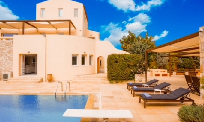 Anavyssos Villa | Deluxe Villa w/ Pool 5 bdrm