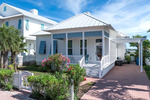 The Shores Casa | Anchors Aweigh cottage