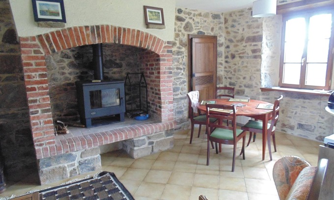 Marigny-le-Lozon Casa | Ancien Logis en Pierres