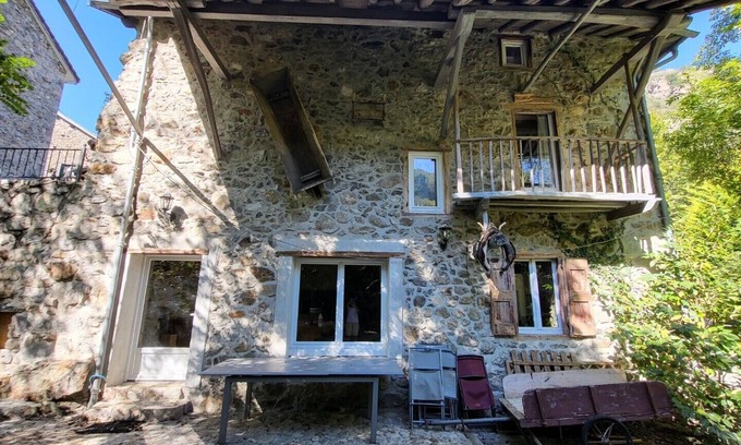 Illier-et-Laramade Casa | Ancienne Forge du Xviiième Restaurée au Coeur des Pyrénées Ariégeoises
