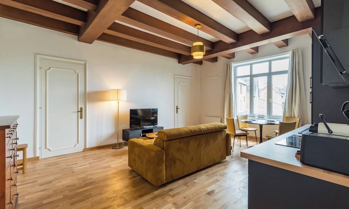 Guingamp Apartamento | Ancient charm and Breton gentleness -near train station - Hôtel Lefort