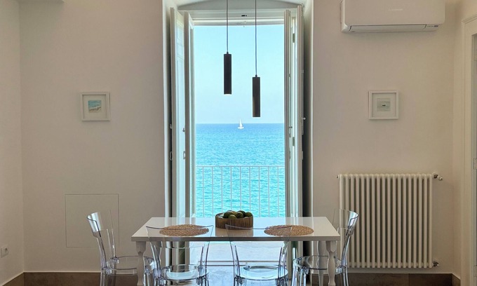 Molfetta Apartamento | [Antica Dimora Sul Mare] -Blu - Luxury Apartment With Sea View - Molfetta