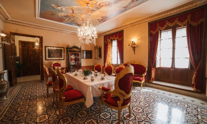 Priego de Córdoba Cama Y Desayuno | Andalusian Palace
