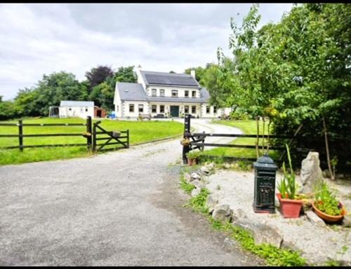 Monaghan Casa | Andante Guesthouse KENCARE LIMITED