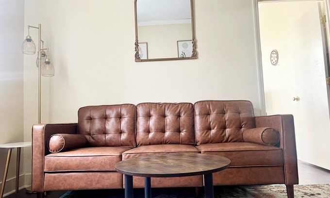 Harleston Village Apartamento | Andy’s On King St.~ Shops/Bars/Dining At Your Door/ MUSC,Citadel, College of CHS