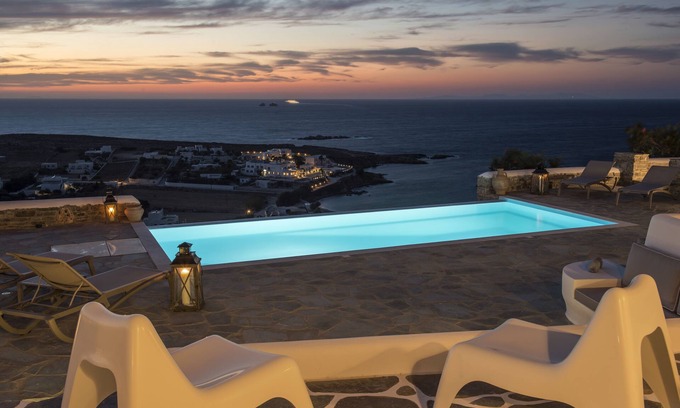 Parasporos Villa | retiro ANEMOS en Paros, con piscina, vistas al mar, cerca de playas de arena