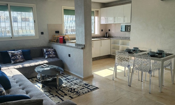 LA GIRONDE Apartamento | Anfa Studio 1