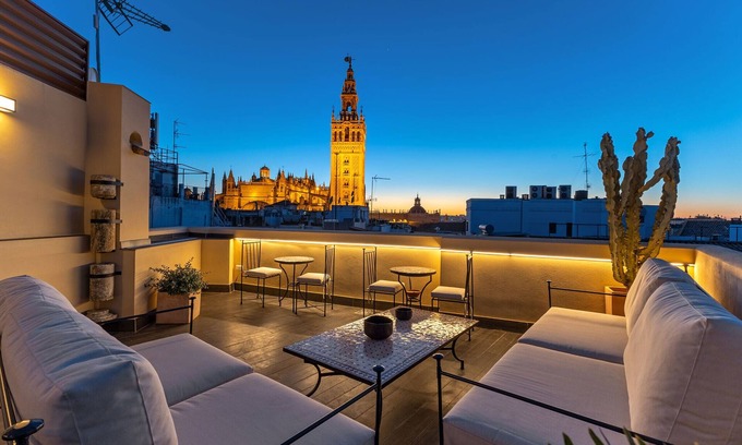 Santa Cruz Complejo | Angeles 6- Giralda Luxury by Valcambre