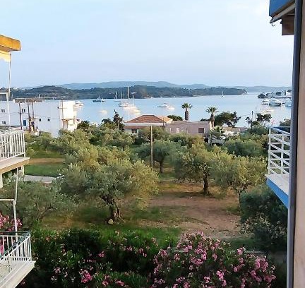 Agii Anargiri Apartamento | Angelique Όμορφο διαμέρισμα στο Porto Heli