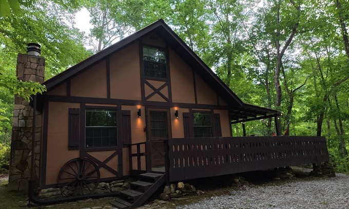 Topton Chalet De Esquí | Angler's Chalet