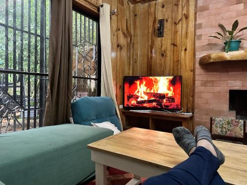 Baguio Casa | Ann's Villa WholeHouse Camp7 6BR w/balcony&parking
