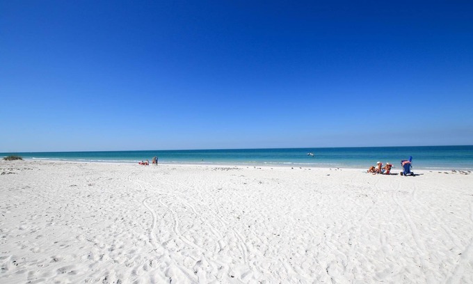 Bradenton Beach Apartamento | Anna Maria Island Beach Palms 6B